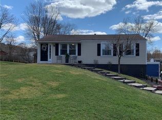 500 Quail Dr, Cranberry Township, PA 16066