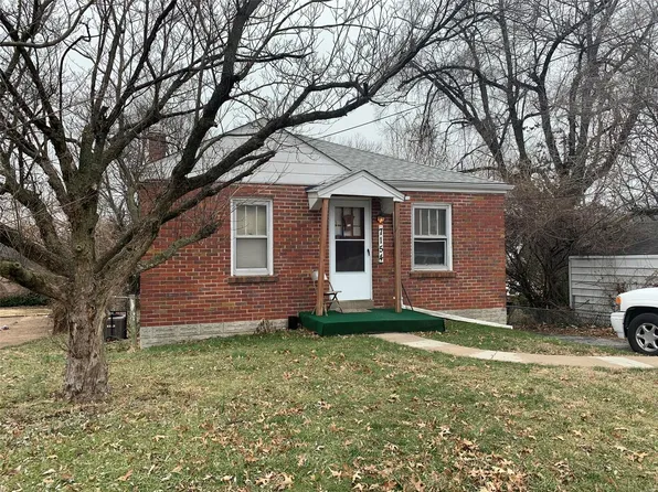 7154 Dawson Pl, Saint Louis, MO 63136