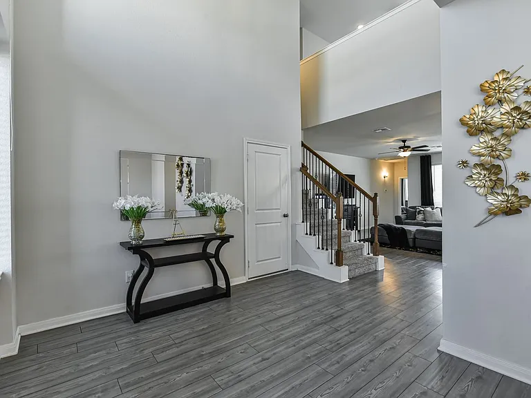 6306 Golden Gate Dr — Photo 11