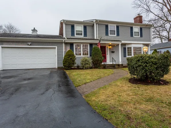 227 Mount Hope Rd, Somerset, MA 02726