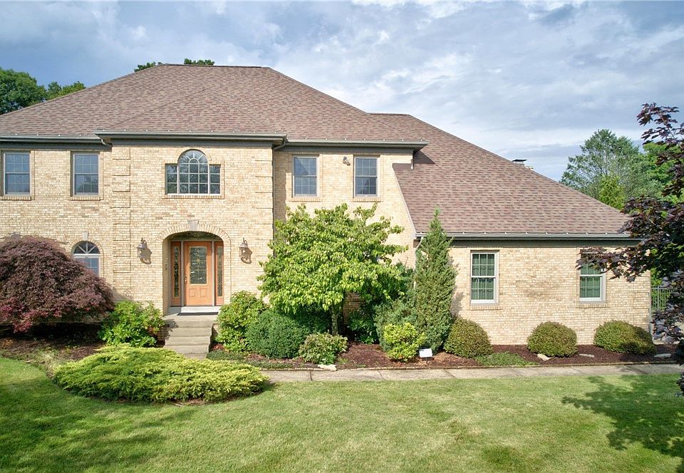 1st image of 123 Farmview Pl