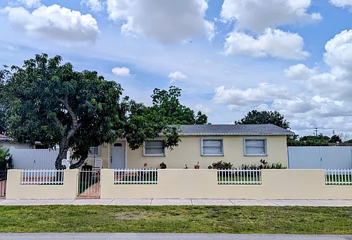 11934 SW 181st St Photo 1