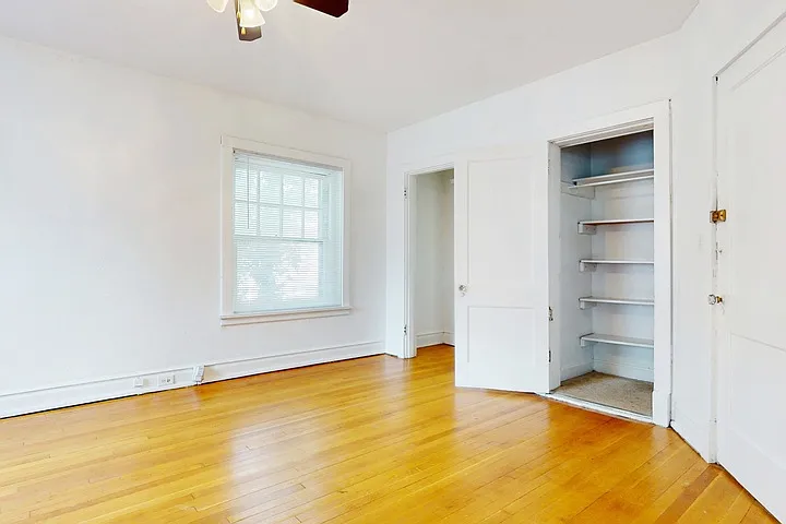 721 E. Armour — Photo 14
