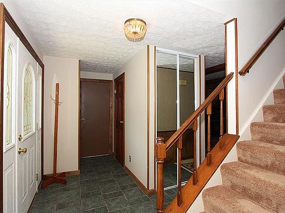 3rd image of 4051 Rymark Ct