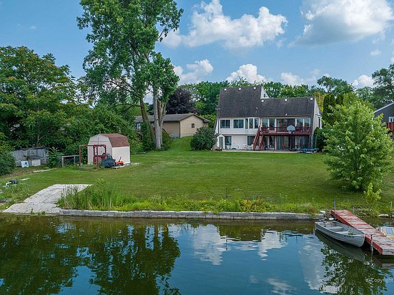 2nd image of 3027 Bluewater Ln SW