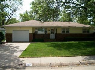 107 W 23rd St, Grand Island, NE 68801