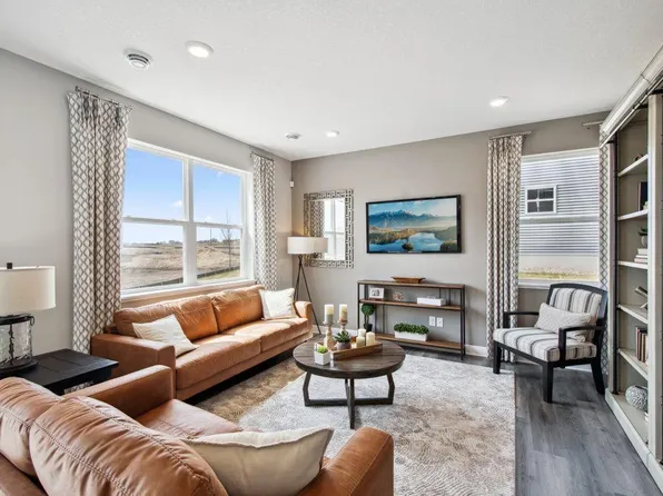 2391 Highview Ter, Shakopee, MN 55379