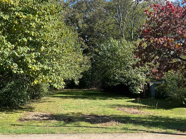 2513 Larry St SW, Huntsville, AL 35805