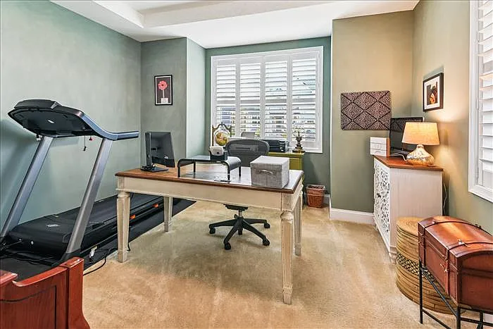 4 bed, 3.5 bath, 3111 sqft, $3,500 — Photo 2