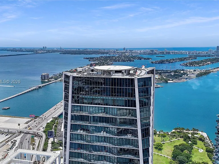 1000 Biscayne Blvd #4401 — Photo 2