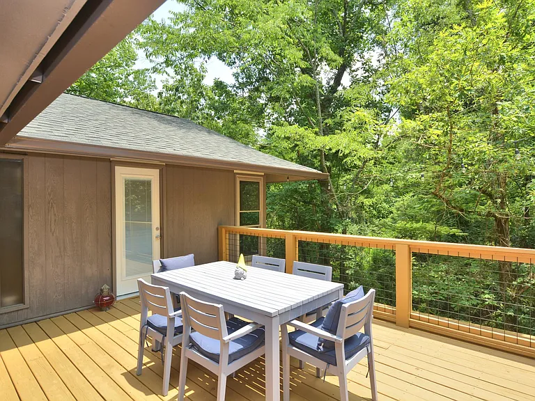 2268 Pine Ln — Photo 13