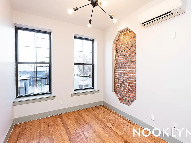 32 Belvedere St #2L — Photo 11