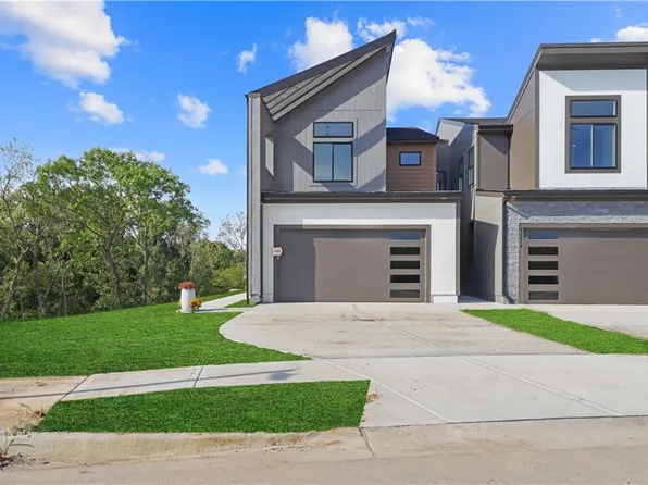 22520 W 93rd St, Lenexa, KS 66227