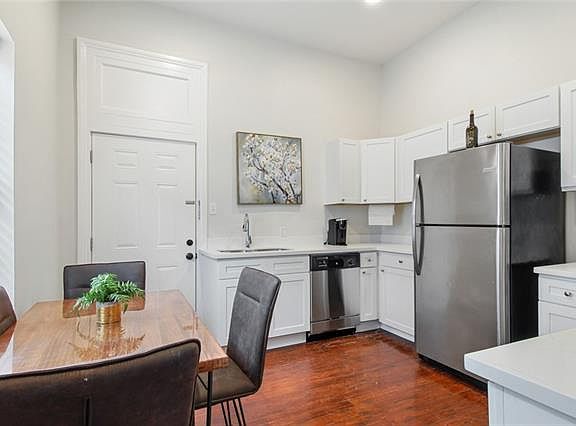 4th image of 2924 Saint Peter St