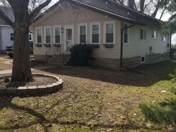 447 Ingham St NW, Titonka, IA 50480