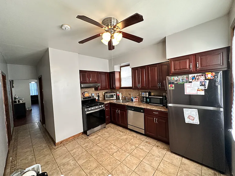 365 Devon St #2 — Photo 3
