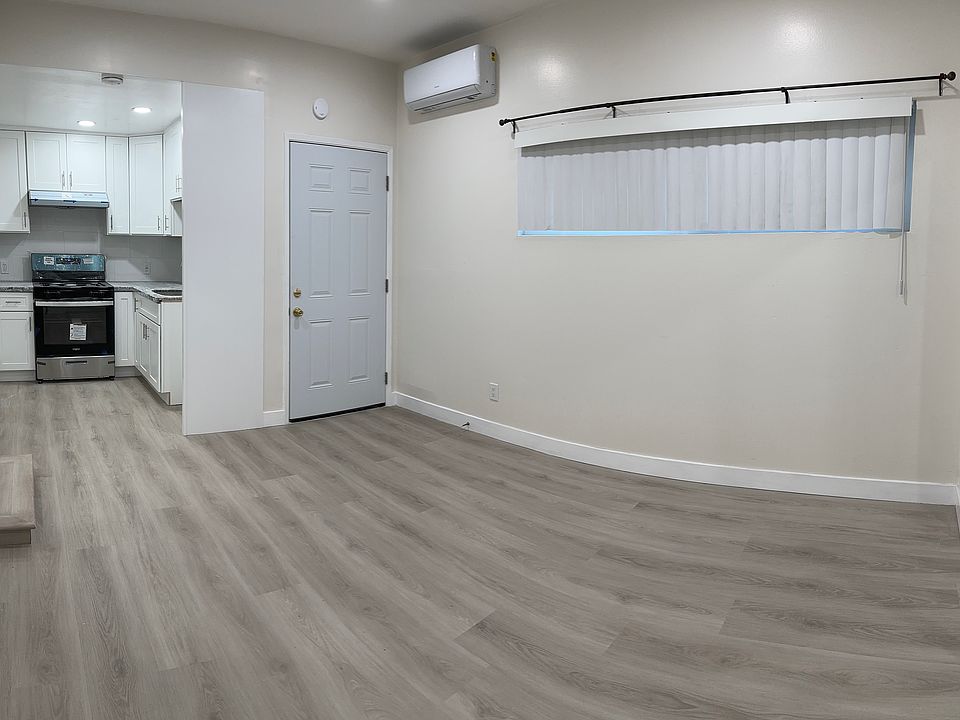 1st image of 2605 Harriman Ln #2B