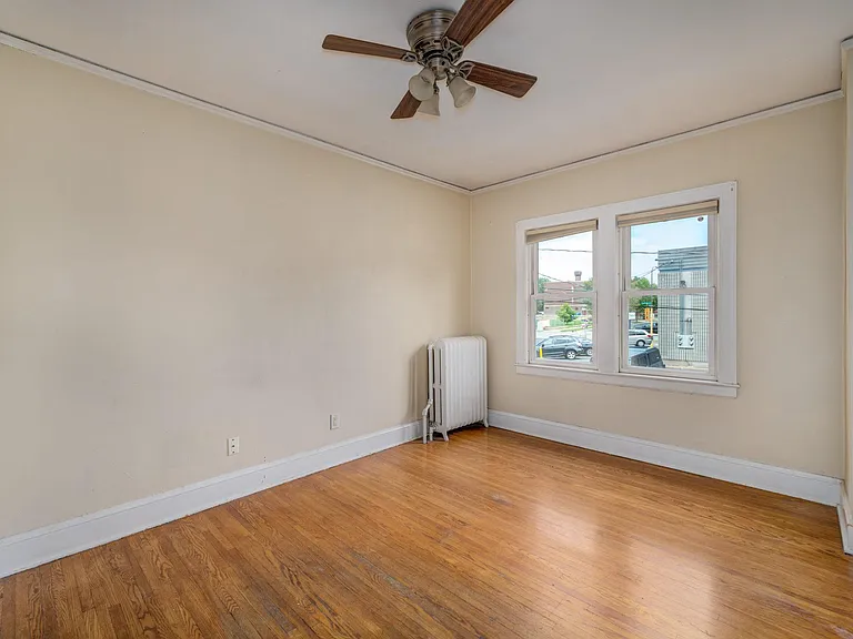 2078 Saint Clair Ave #2 — Photo 7
