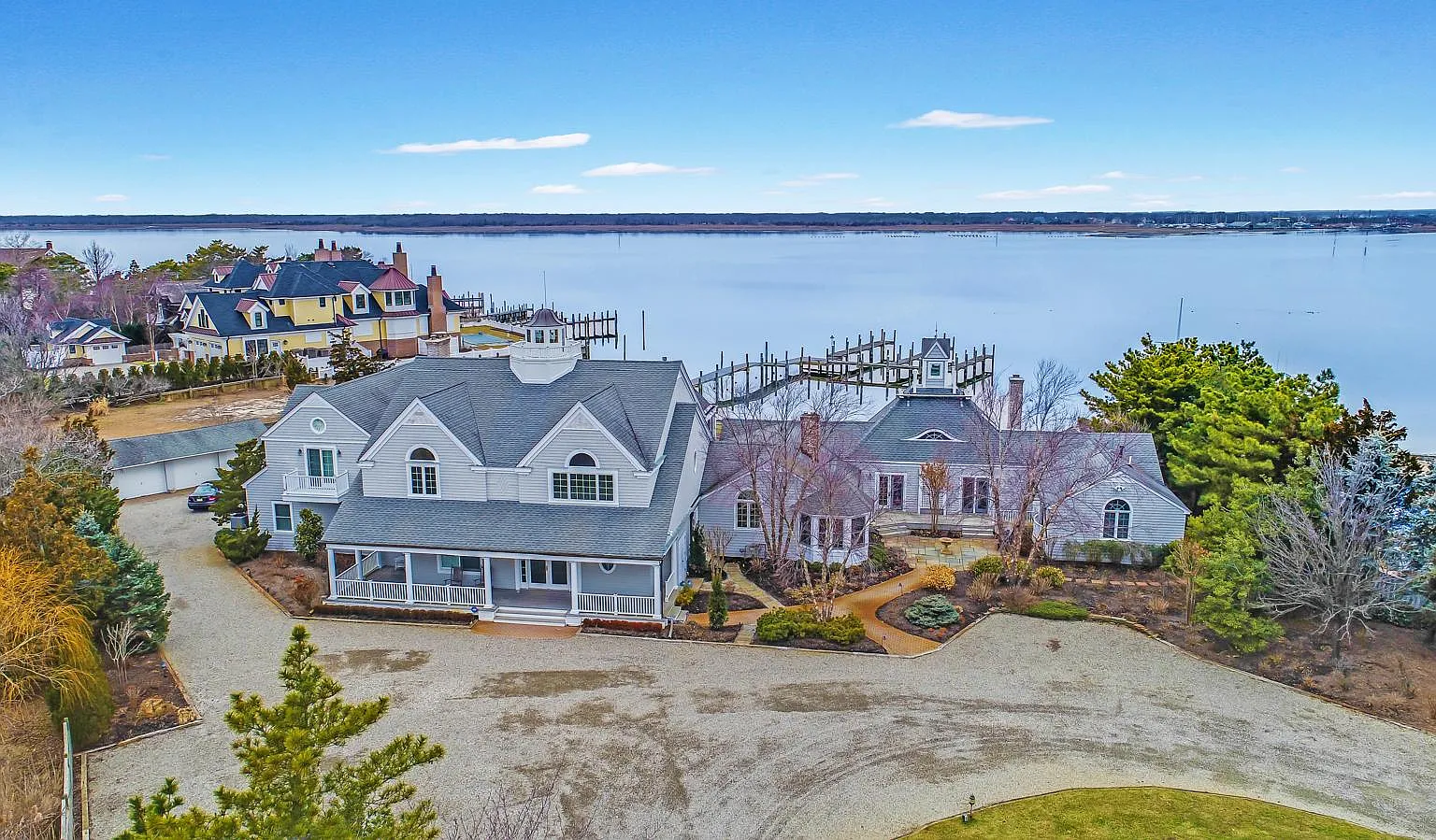 8 bed, 8000 sqft, $160,000 — Photo 1