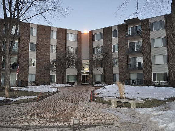 2nd image of 140 W Wood St Unit 409