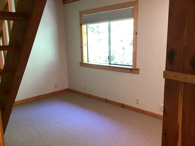 1920 Redwood Dr — Photo 22