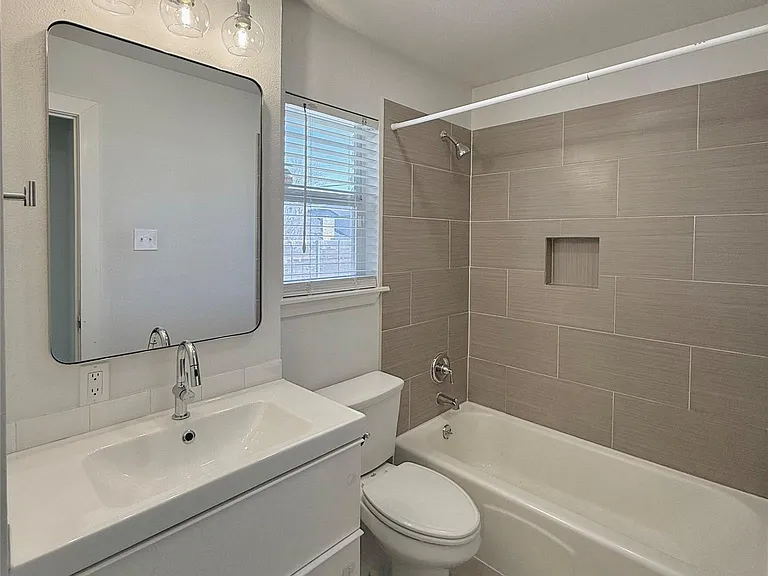 8505 Spearman Dr — Photo 15