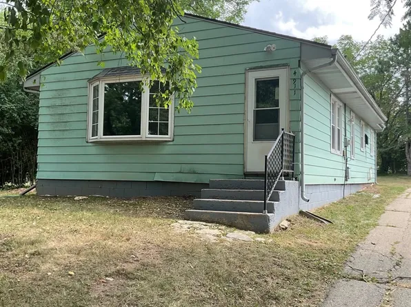 4911 Whitehorse Pl, Mc Farland, WI 53558