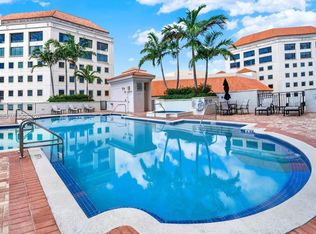 Puerta De Palmas, Coral Gables, FL 33134