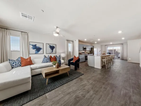 5720 Damrow Ave, Las Vegas, NV 89122