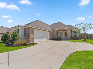 16074 Greycliff Ave, Pride, LA 70770