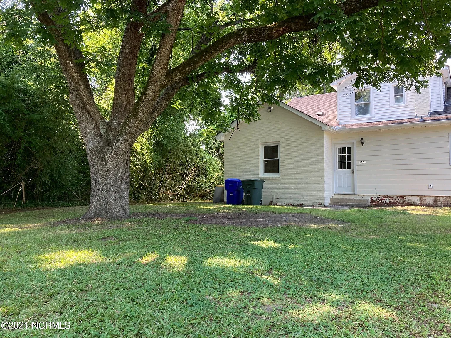 4 bed, 4.0 bath, 2665 sqft, $1,800 — Photo 4