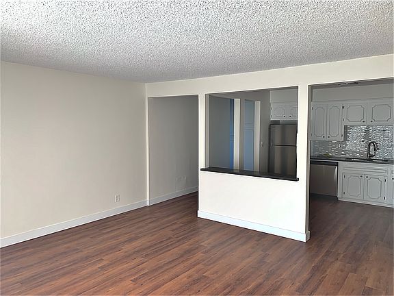 2nd image of 1254 E 1st St APT 7
