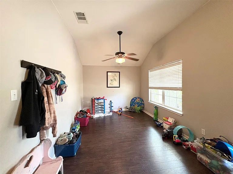 2204 Bakers Way — Photo 7
