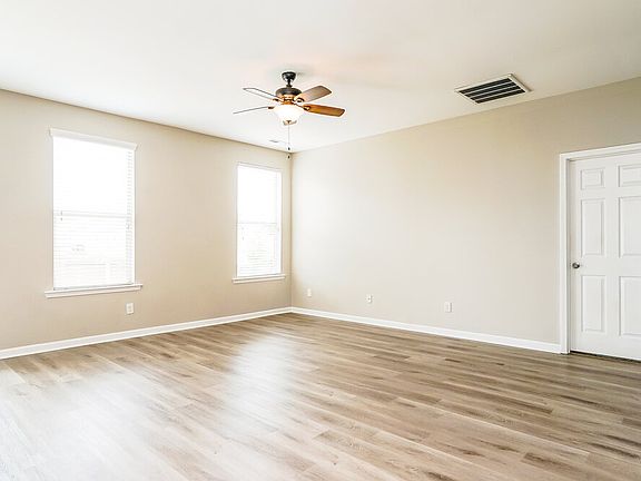 5th image of 3605 Morman Springs Ln