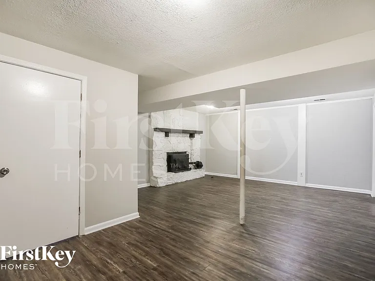 515 NE 98th Ter — Photo 12