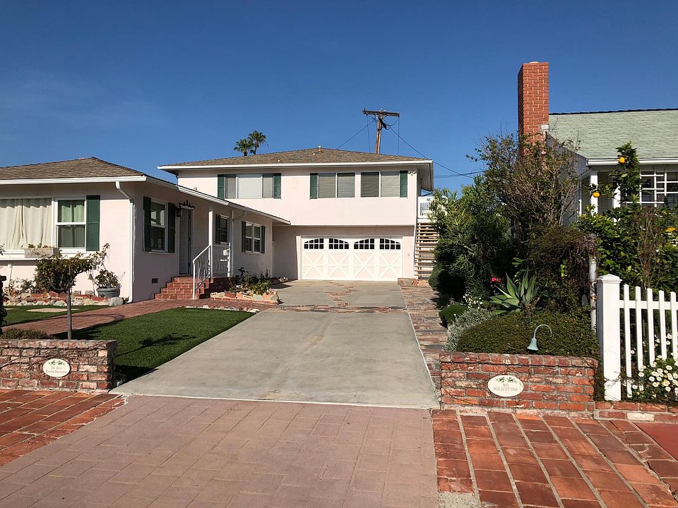 Front entry. Unit is set back from street; quiet and private.