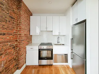 Rented by Brighton Management