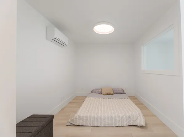 (undisclosed Address), Summerland, BC V0H 1Z9