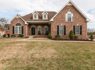 1003 S Ridge Trl, Clarksville, TN 37043