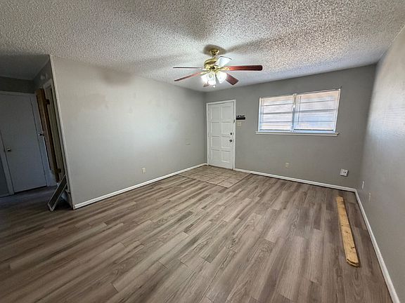 5th image of 7206 Avenue W #B