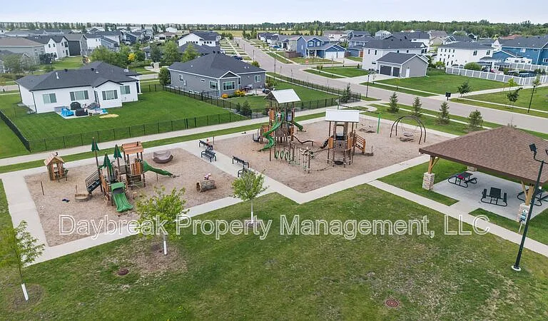 7909 Lost River Rd — Photo 34