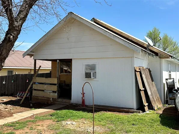106 N 2nd St, Rush Springs, OK 73082
