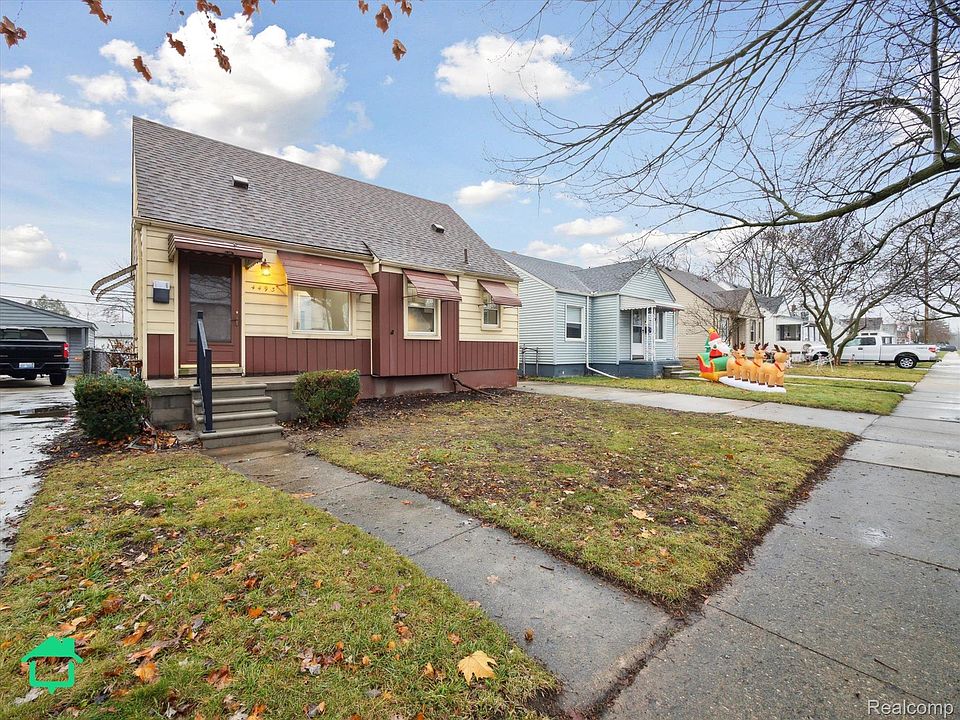 1st image of 4493 17th St