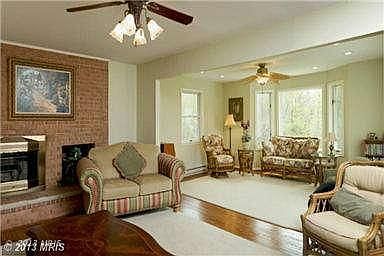 4th image of 3423 Kings Retreat Ct