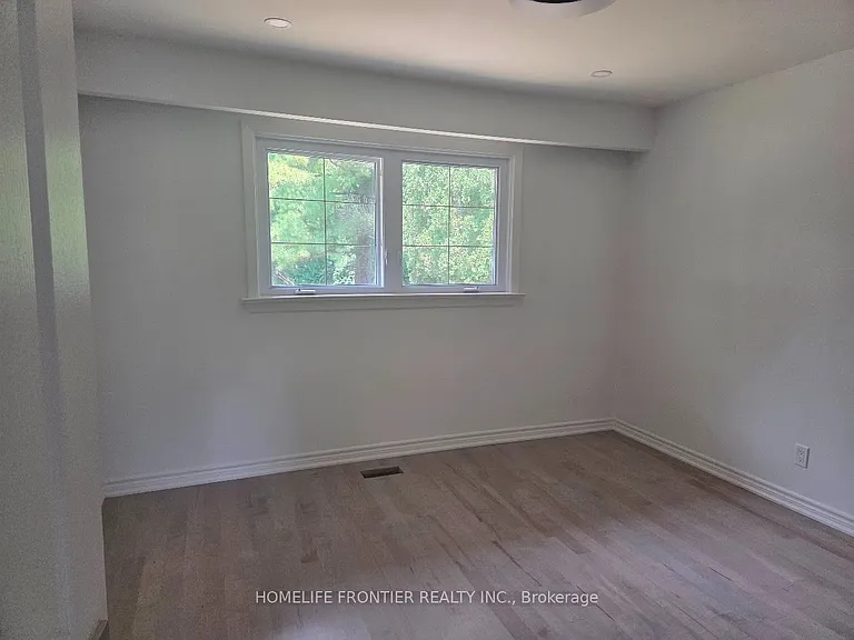 102 Betty Ann Dr — Photo 10