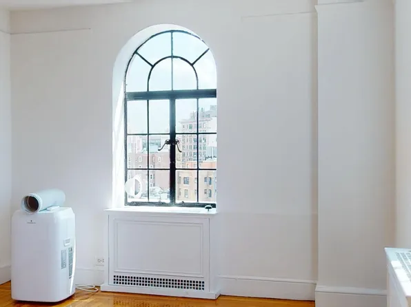 1 Christopher Street image 9 of 22