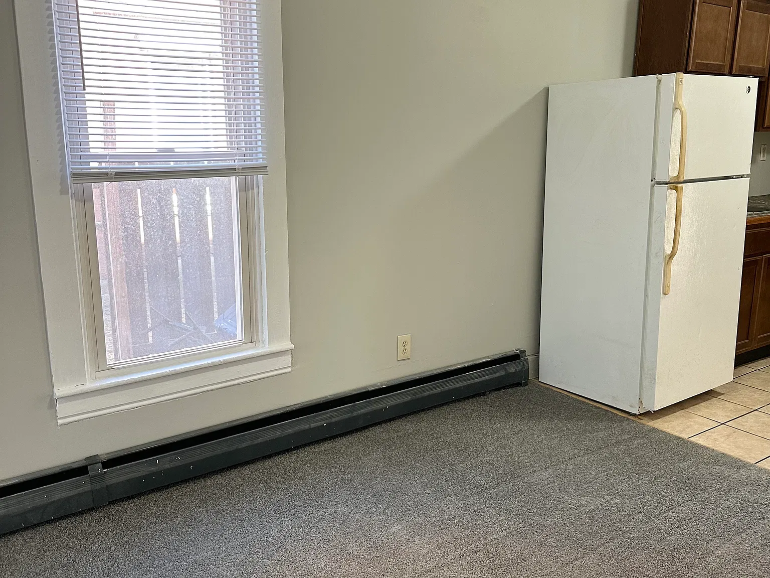 24 Broad St — Photo 3