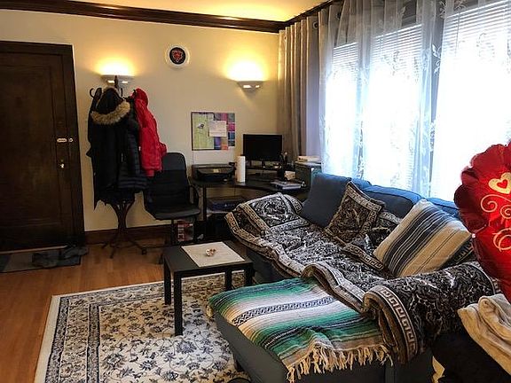 2nd image of 2442 W Ardmore Ave #1