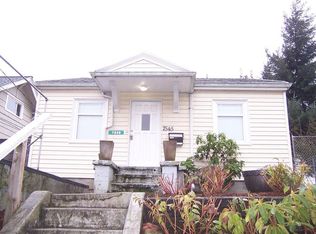 7545 15th Ave NW, Seattle, WA 98117