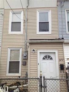 377 Bramhall Ave, Jersey City, NJ, 07304